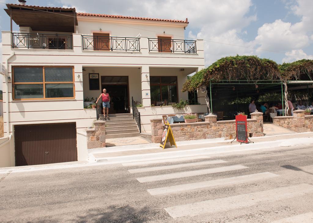 Morfoula Aparthotel Vatera Buitenkant foto